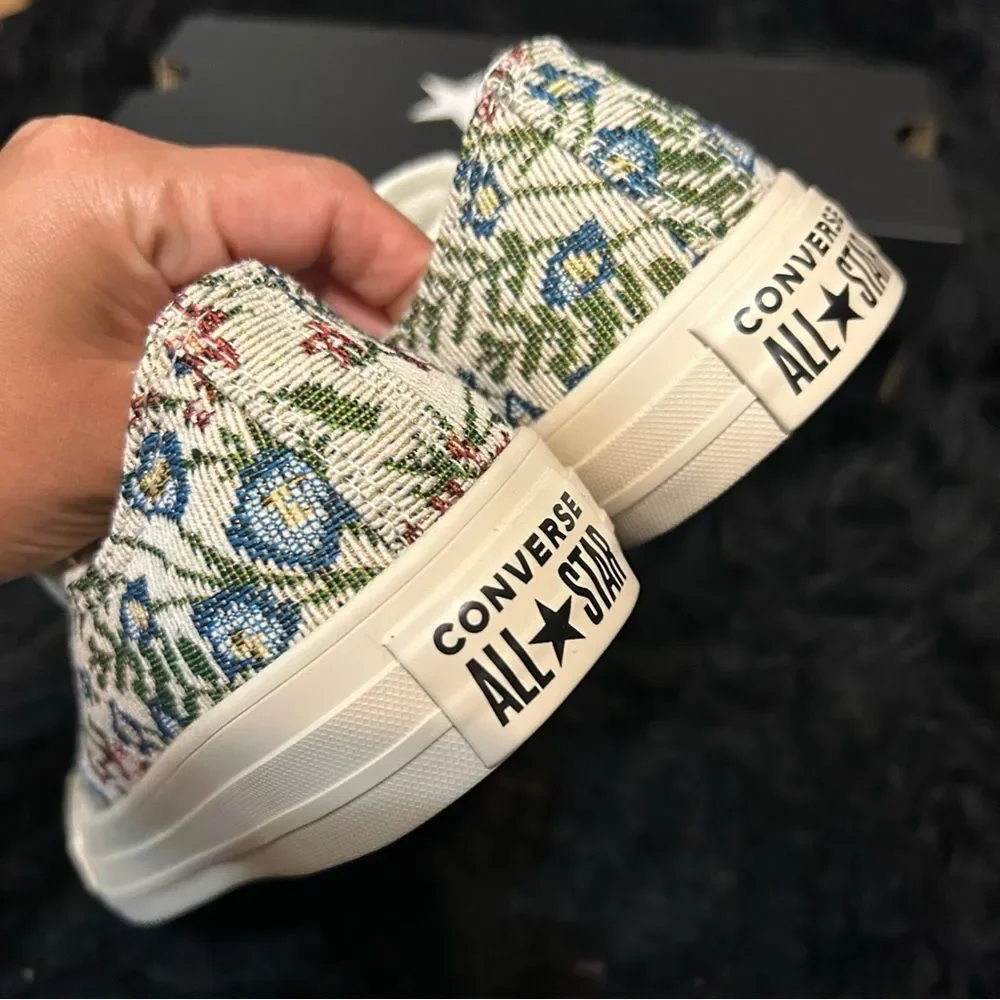 CONVERSE Ctas OX floral print embroidered lace up shoes sneakers sz 7.5 women’s